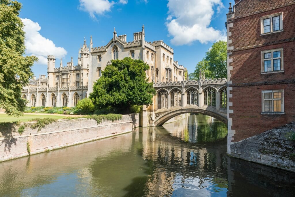 River and St Johns College in Cambridge in USA